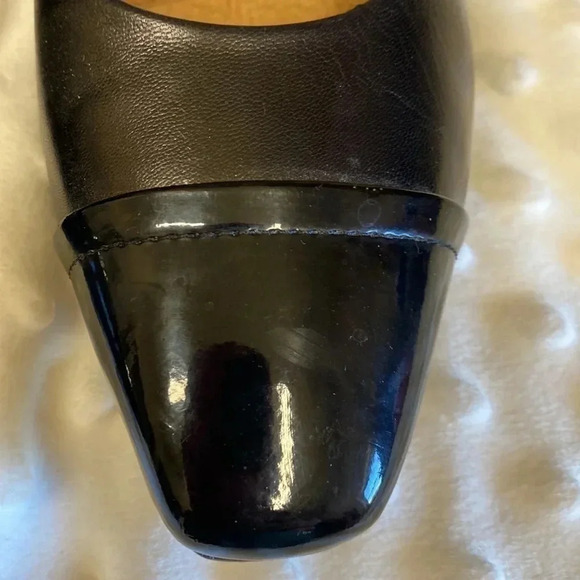 Ros Hommerson Black Leather Patent Toe Pumps - Picture 4 of 12